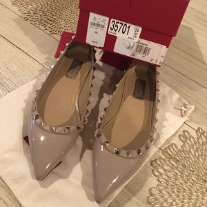 Authentic Valentino rock stud flats